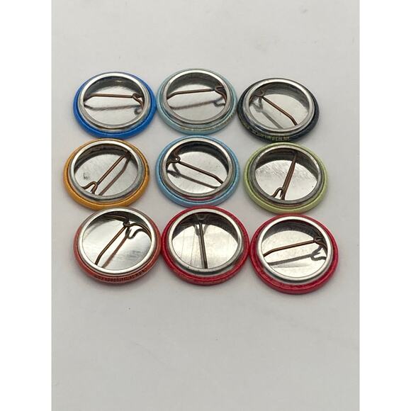 Unique Funny Pin Button Lot Collection (9) Cat Dog Bird Bull - Picture 2 of 3